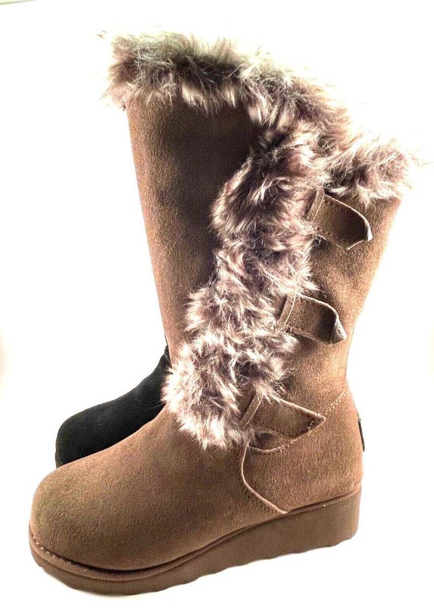 BearPaw Genevieve Suede Low Wedge Pull On Winter Boot Choose Sz - Main Image
