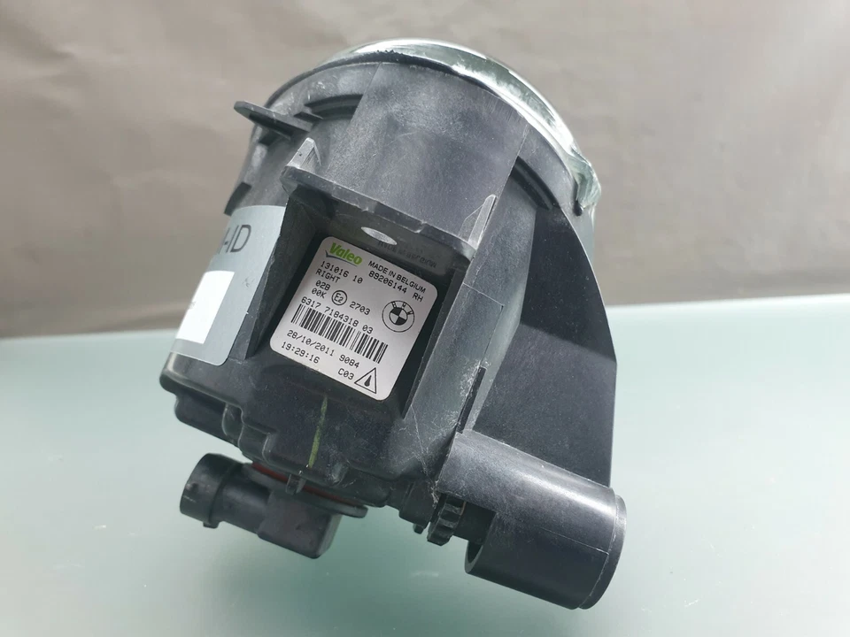 Faro antiniebla derecho original BMW X1 X3 X5 E70 E83 E84 7184318 Valeo Foto 3 de 4