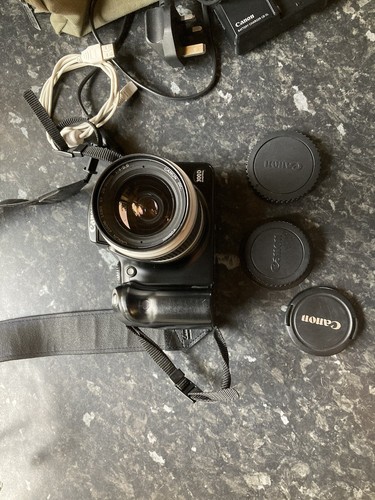 Canon EOS 300D Digital SLR Camera - Black with 28-90mm canon Lens - Picture 7 of 12