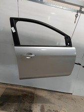 Porte avant et accessoires Ford FOCUS