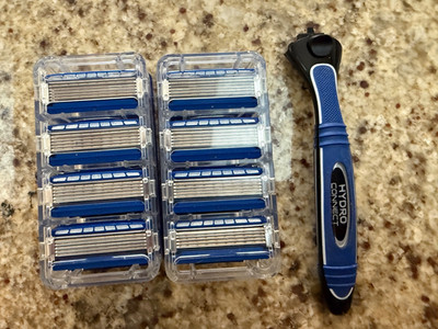 8 Schick Hydro Connect 5 razor blade refill cartridges w/ Schick Fusion handle