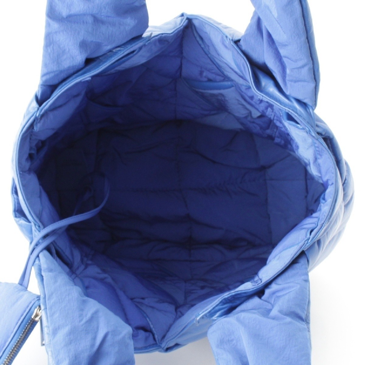 Bottega Veneta Cassette Maxi Intrecciato Leather Tote Bag Blue 36x31in Used thumbnail 6