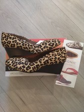 Vionic Antonia Wedge Pumps Leopard Cheetah Calf Hair Heel Shoes Size 8 New