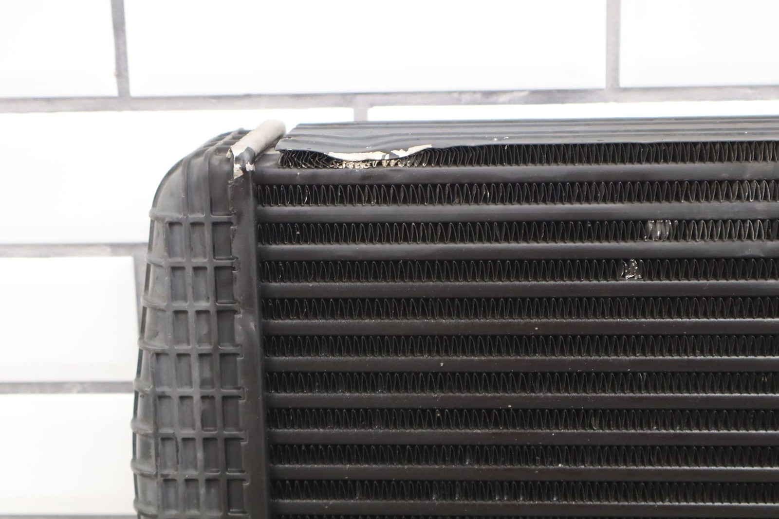 2014-2017 Maserati Ghibli 3.0L OEM Right RH Side Intercooler (Damaged Fins) 77K