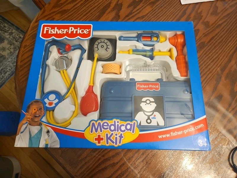 Vintage Fisher Price 2003 Pretend Play Doctor Nurse Medical Kit - Brand New VTG