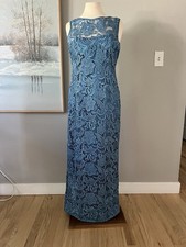 Adrianna Papell Size 6 Long Lace Blue Evening gown Dress Floor length sleeveless