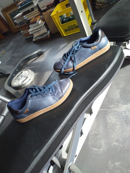 Zapatos de piel para hombre de vestir marrones Pikolinos talla 41