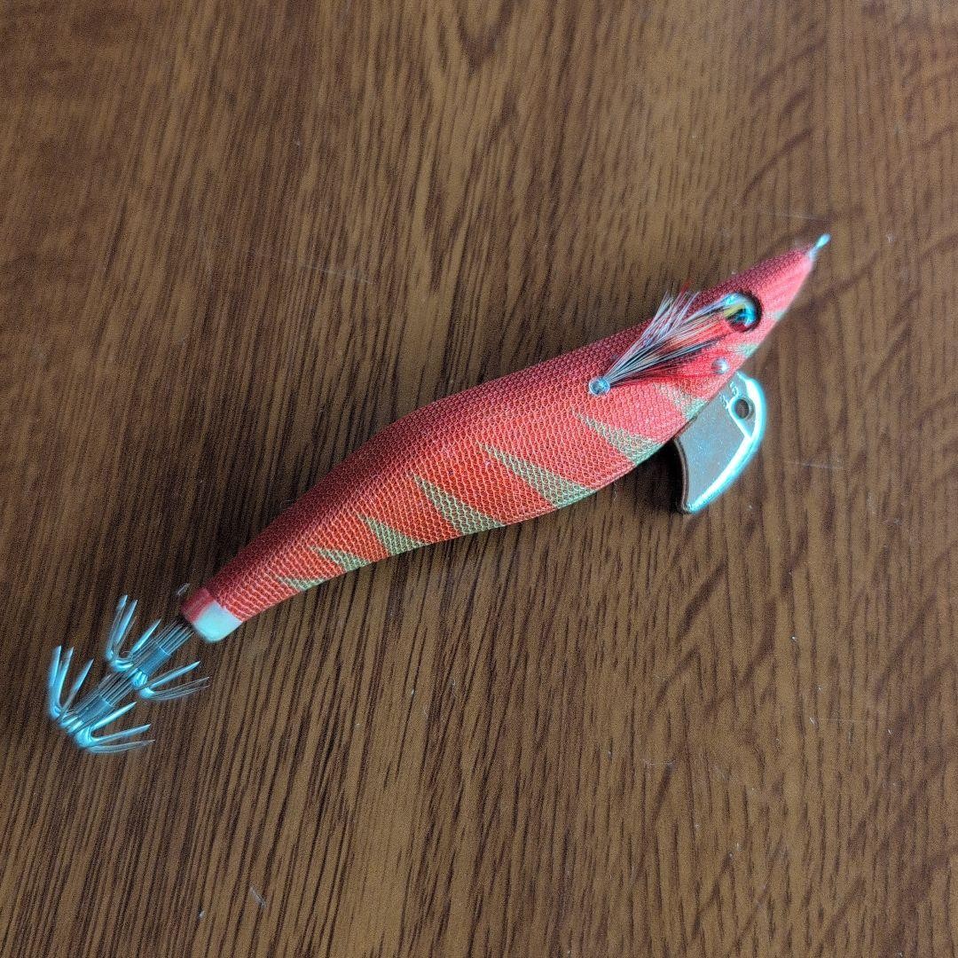 Daiwa Hard Egi Lure Red Gold Accents Realistic Action Fishing Tackle - Image 2