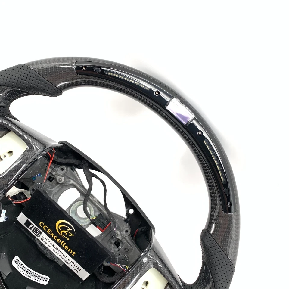 Volante LED negro de fibra de carbono apto para Dodge Caravan Journey 2011-2017 Foto 4 de 4