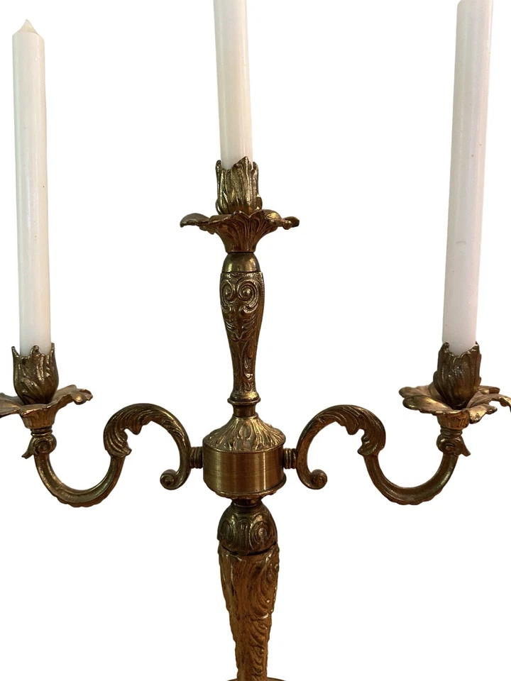 PAREJA DE CANDELABROS ESTILO VICTORIANO BRONCE TRES LUCES Foto 2 de 4