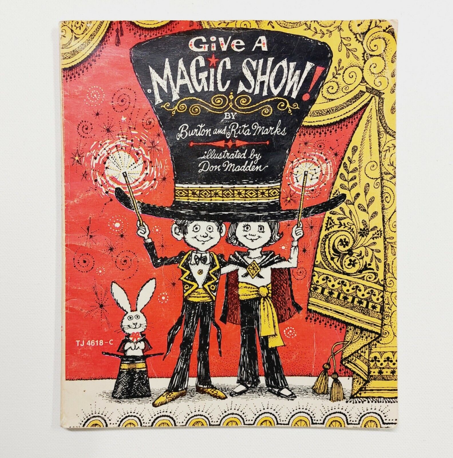 Aggregate 152+ magic show poster drawing best - vietkidsiq.edu.vn