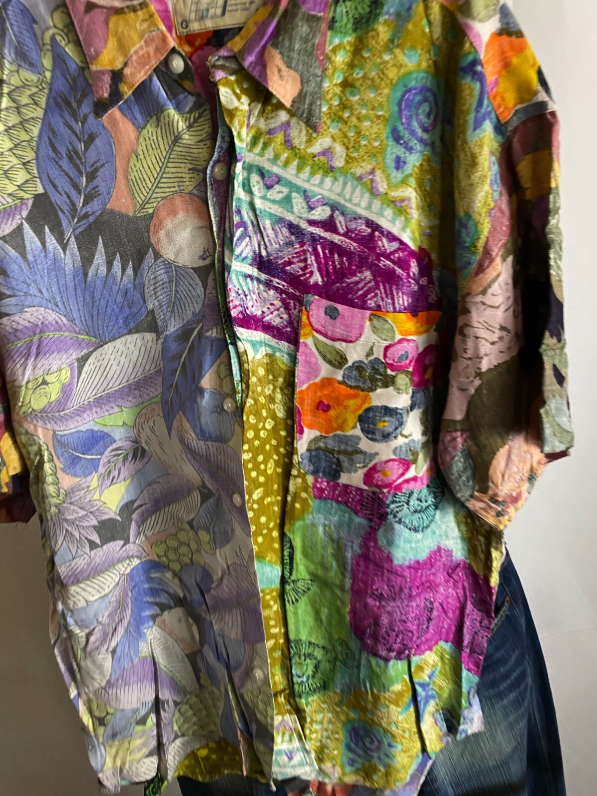 Basic Software VTG Artwork SHORT SLEEVE BUTTON UP… - image 1