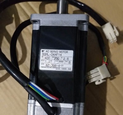 1PC YASKAWA AC SERVO MOTOR SGML-04AF14 04AF14 New In Box Expedited Shipping