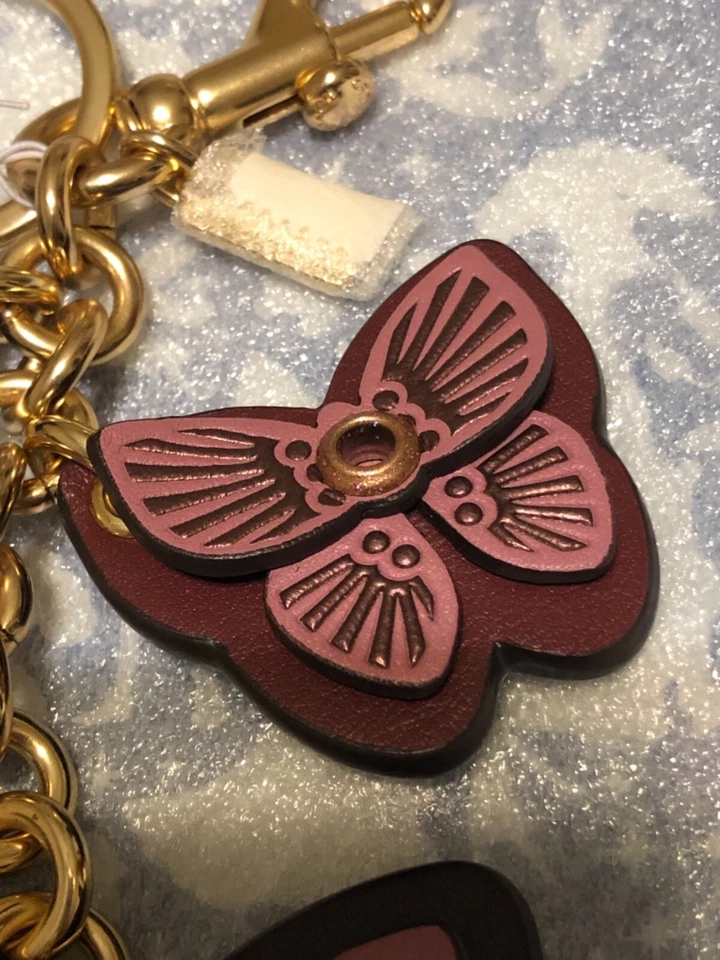 Bolsa Coach Borboleta Cluster Charme Chaveiro Rosa Rosa Dusty Rose - NOVA - Imagem 3 de 4