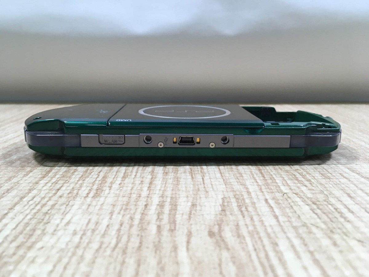 GD6938 Not Working PSP-3000 SPIRITED GREEN SONY PSP Console