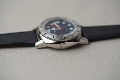 Nivada Grenchen White Pacman Depthmaster Black leather Strap 14102A17 Men's - Picture 5 of 10