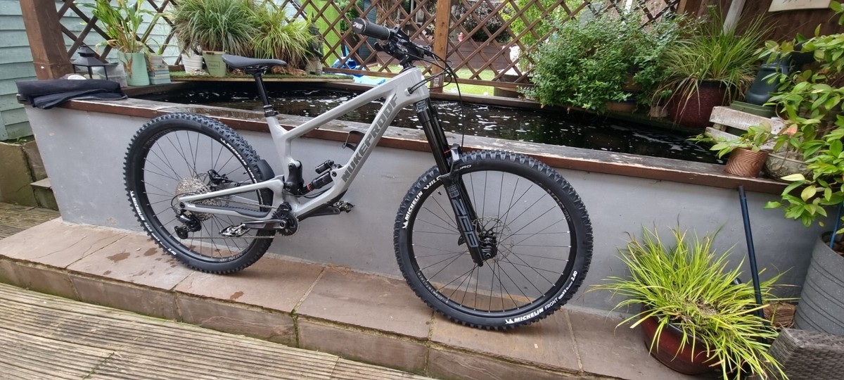 Nukeproof Giga 290 Comp Carbon Mountain Bike 2021 Concrete Grey LARGE