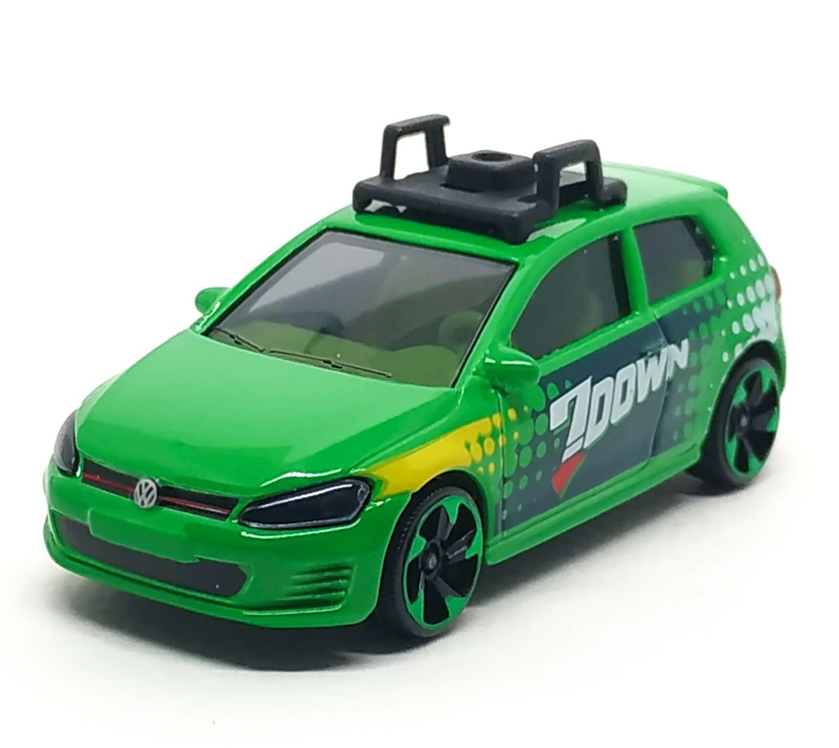 Majorette Volkswagen Golf VII GTI Green - 7Down 1:64 3