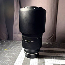 Tamron 70-300mm f/4.5-6.3 Di III RXD Telephoto Zoom Sony E 67mm