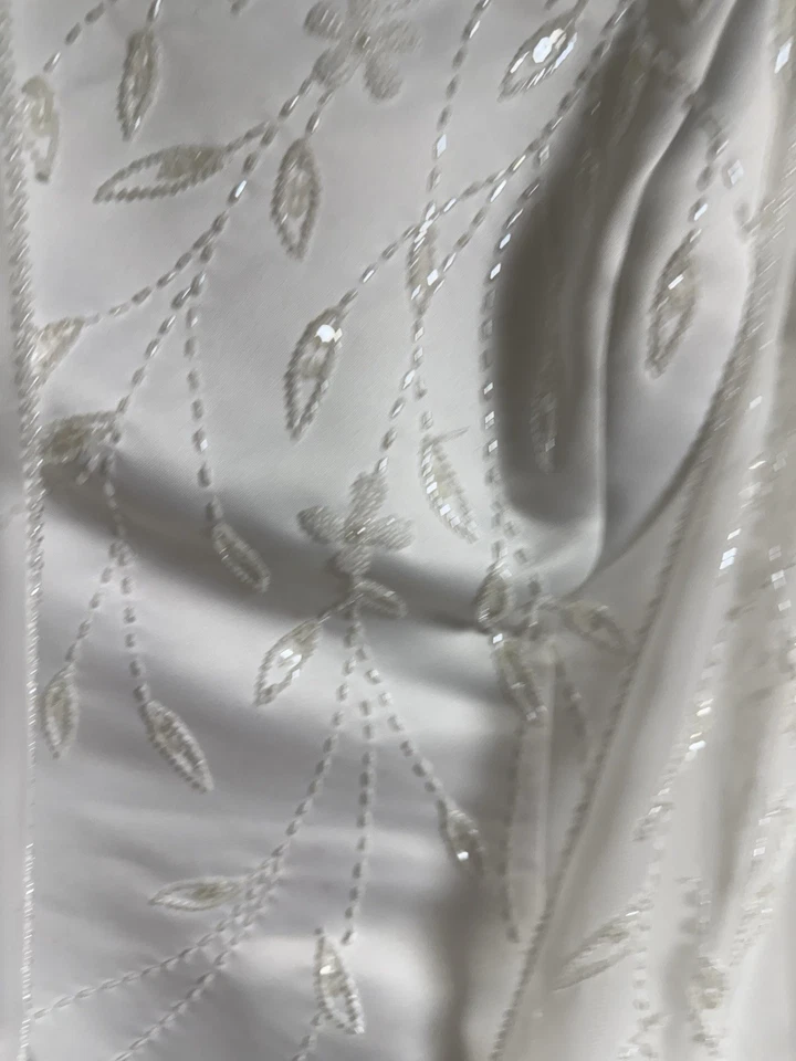 Vestido de novia David’s blanco talla 18W estilo 95161 abrigo sin tirantes y transparente Foto 4 de 4