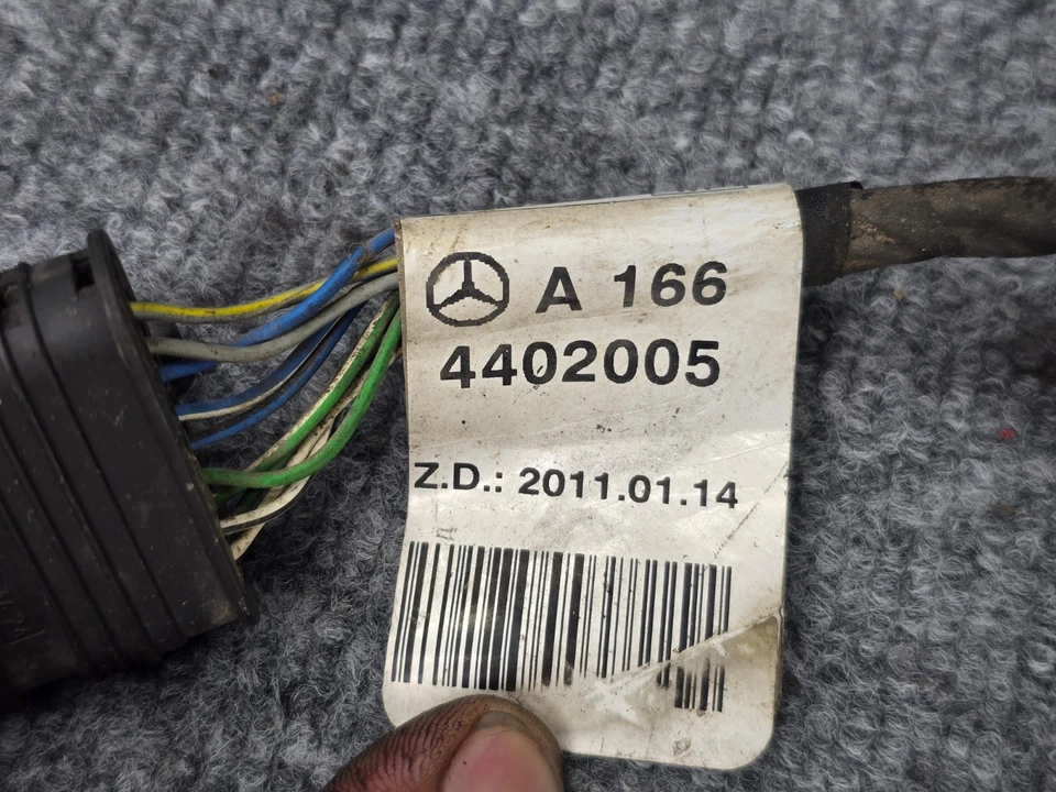 Bomba de bloque de válvula de suspensión hidráulica Abc Mercedes W166 X166 GL63 ML63 ML350 OEM Foto 4 de 4