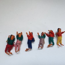 Vintage Unique Set 6 Guatemalan Worry Dolls Miniature Wire Yarn