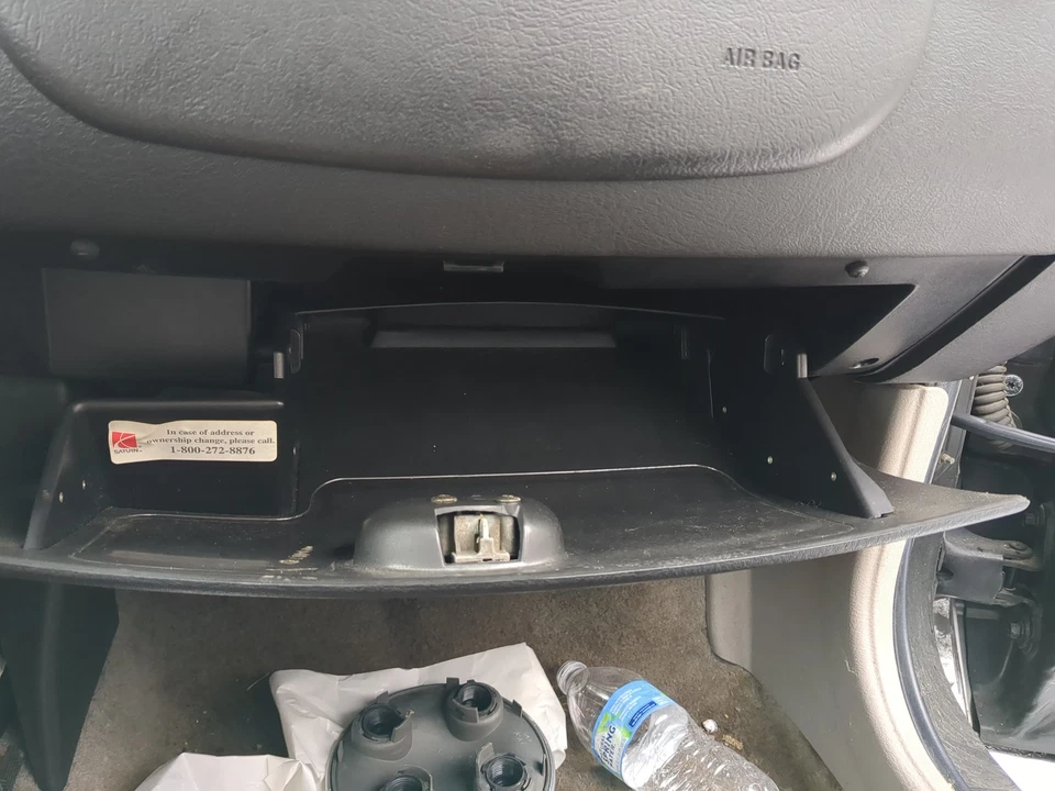 Saturn Sl2 1999 guantera pasajero puerta compartimento de almacenamiento CPNST Foto 2 de 2