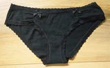 Vintage Victoria's Secret Black Cotton Lace Trim Low-Rise  Hiphugger Panties S