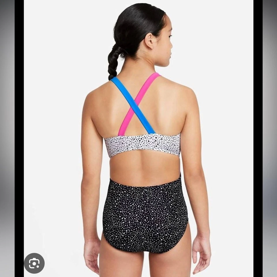 NIKE Traje de baño de una pieza para niñas Nuevo con etiquetas Talla pequeña Precio de venta sugerido por el fabricante $45 Foto 3 de 4