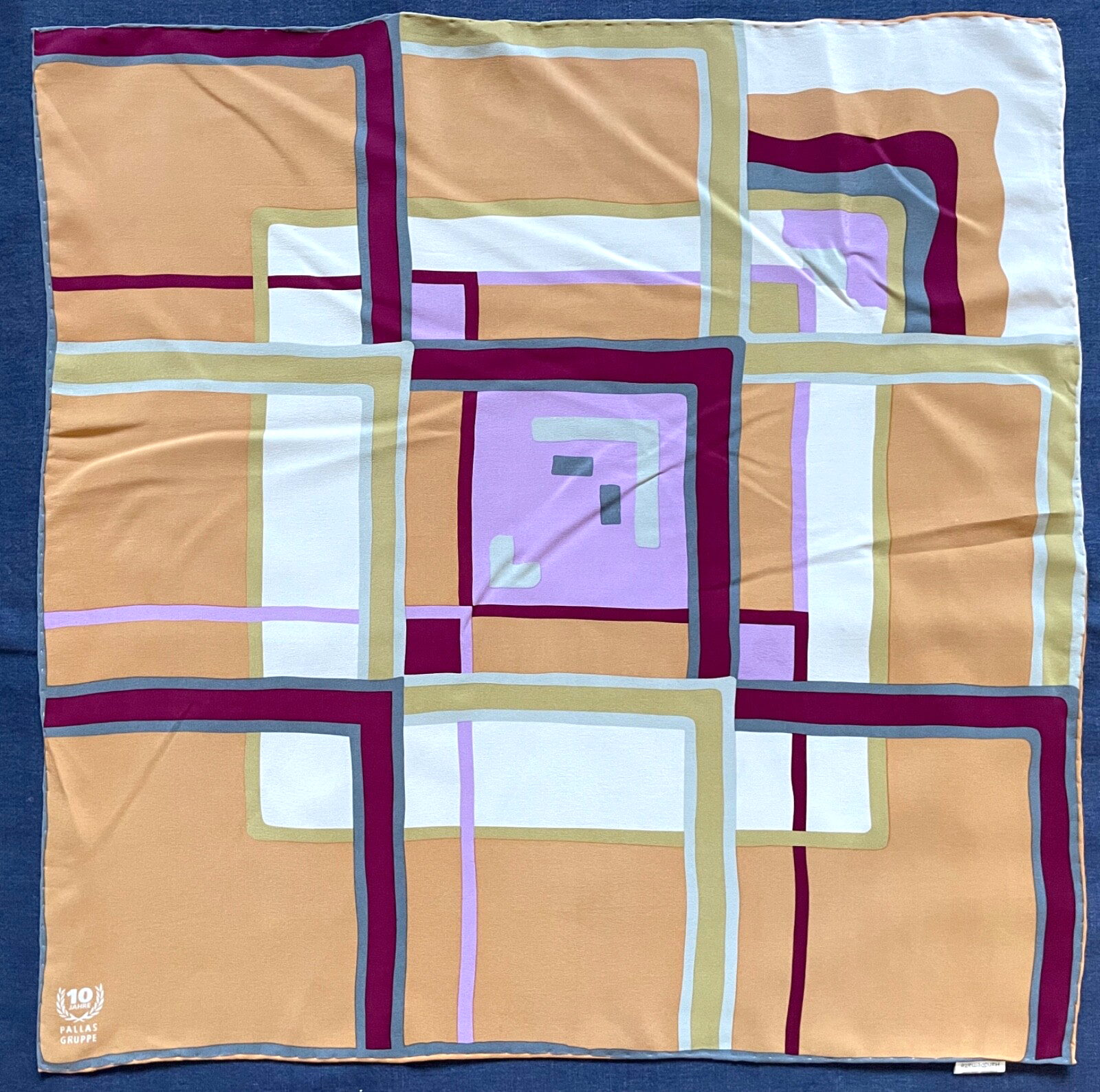 🟥 PALLAS GRUPPE Retro Geometric Silk Scarf - Orange Burgundy Crepe Bandana 21 Inch