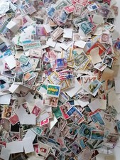 300 Grammes TIMBRES Monde, 4000/5000 sans Papier