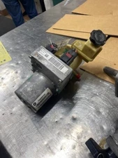 2011-2015 Dodge Charger Chrysler 300 3.6L,5.7L Power Steering Pump Oem