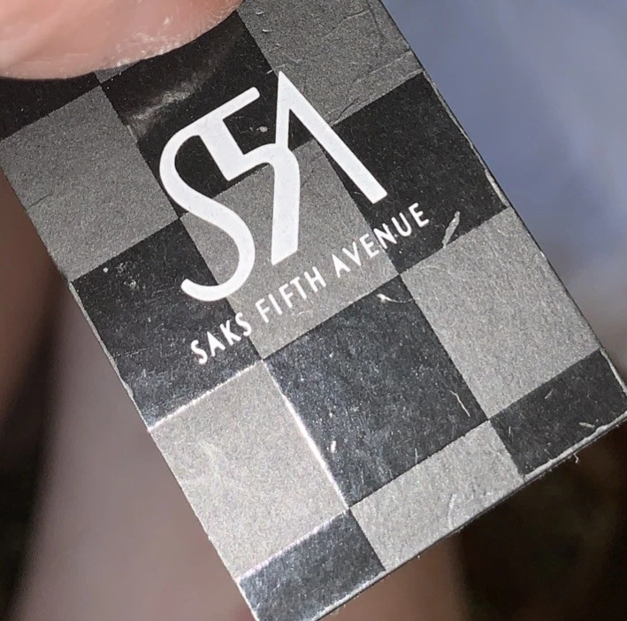 Nuevo Anillo Disfraz Saks Quinta Avenida Talla 8 Foto 3 de 4
