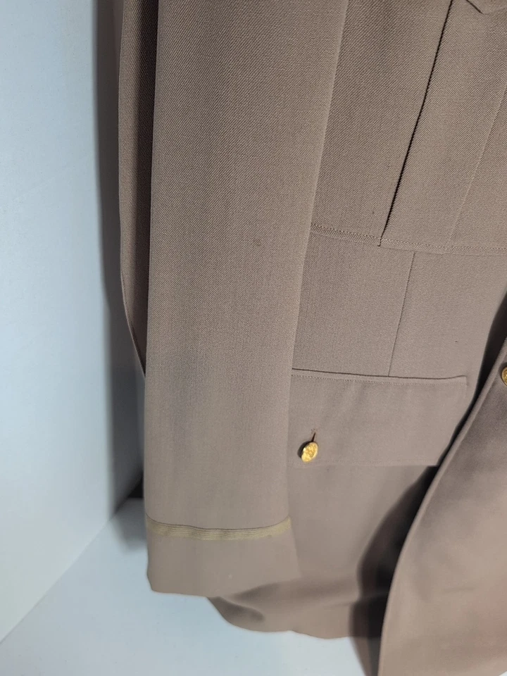 WWII U.S. ARMY AIR CORPS PILOT'S UNIFORM COAT/ Shirt  INSIGNIA Patch - Image 3 of 4