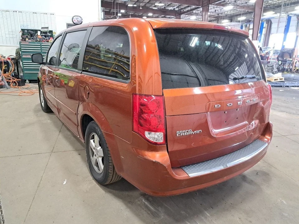 Главный тормозной цилиндр 2012 Caravan Sku #4163898 - Изображение 2 из 4