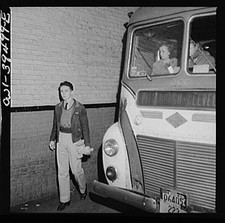 Maryland Frederick Walter Spangenberg Woodrow Wilson High Student Bus 1940s