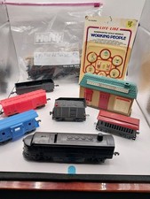 Vintage Tyco HO scale Train Set