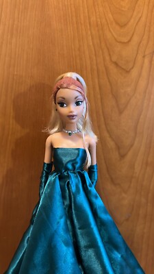 Ariana Grande Puppe Grammys 2020 grün Kleid Barbie Handarbeit