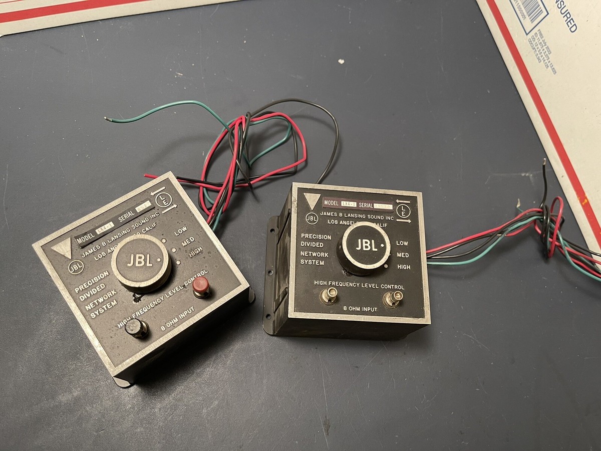 s-l1200.jpg s-l1200.jpg