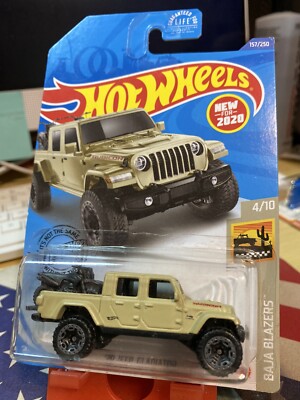 Hot Wheels Baja Blazer 2020 Tan Jeep Gladiator Rubicon