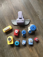 CRAFTROOM CLEAROUT, TONIC ETC PUNCHES 671