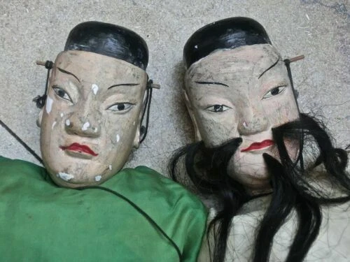 Marionnettes à fils