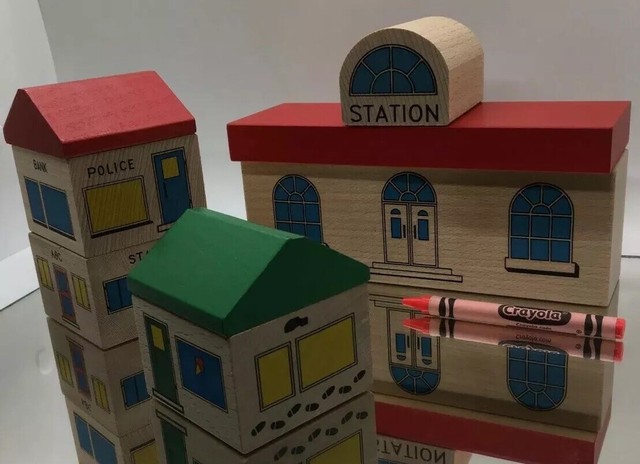 brio train station