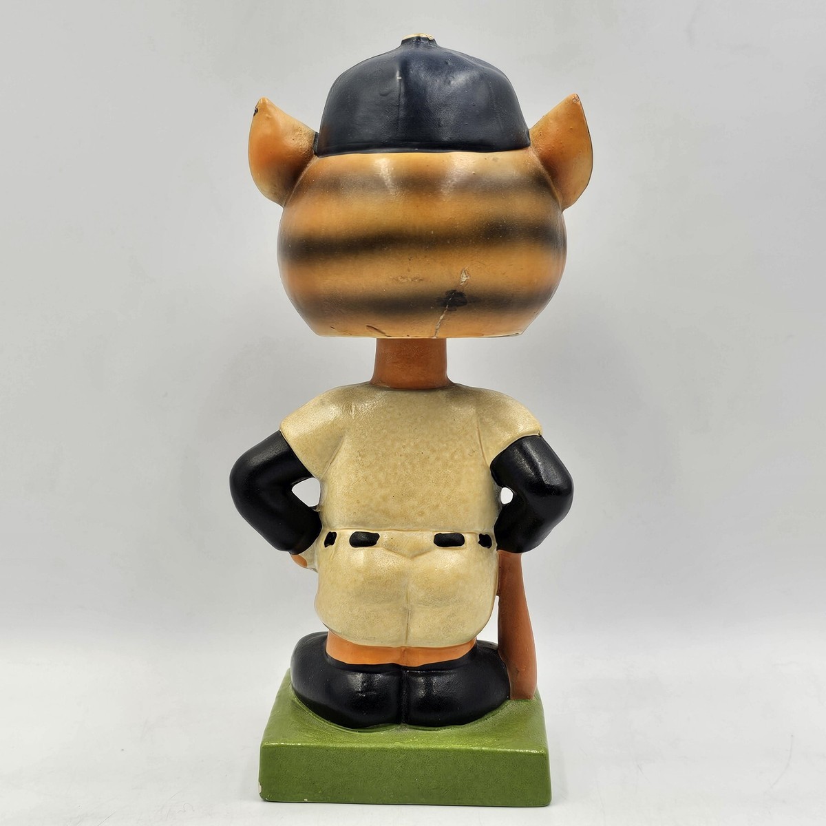 Detroit tigers ブロンズ像　置物 Vintage 1960s Detroit Tigers Mascot Green Square Base Bobblehead