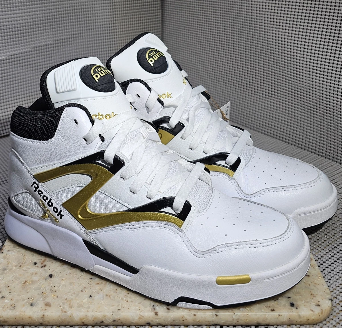 Reebok Pump Omni Zone II White Black Gold for Sale | Authenticity