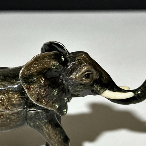 BIJORCA Schmuckkästchen Elefant mit Schmucksteinen und schimmernd - Deko Elefant Bronze a - Bild 12 von 18