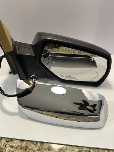 2018 GMC Sierra 1500 Passenger Side Power View Mirror. New In Box Never Used