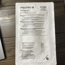 NEW Medela Harmony Manual breast pump SEALED FREE SHIPPING