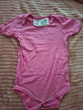 Hello Kitty Topomini 4er Set Baby Bodys Gr. 7...