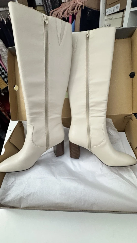 Ann Taylor loft, Women’s Size 9 Tall Boots, Color Dusty Bone - Image 4 of 4